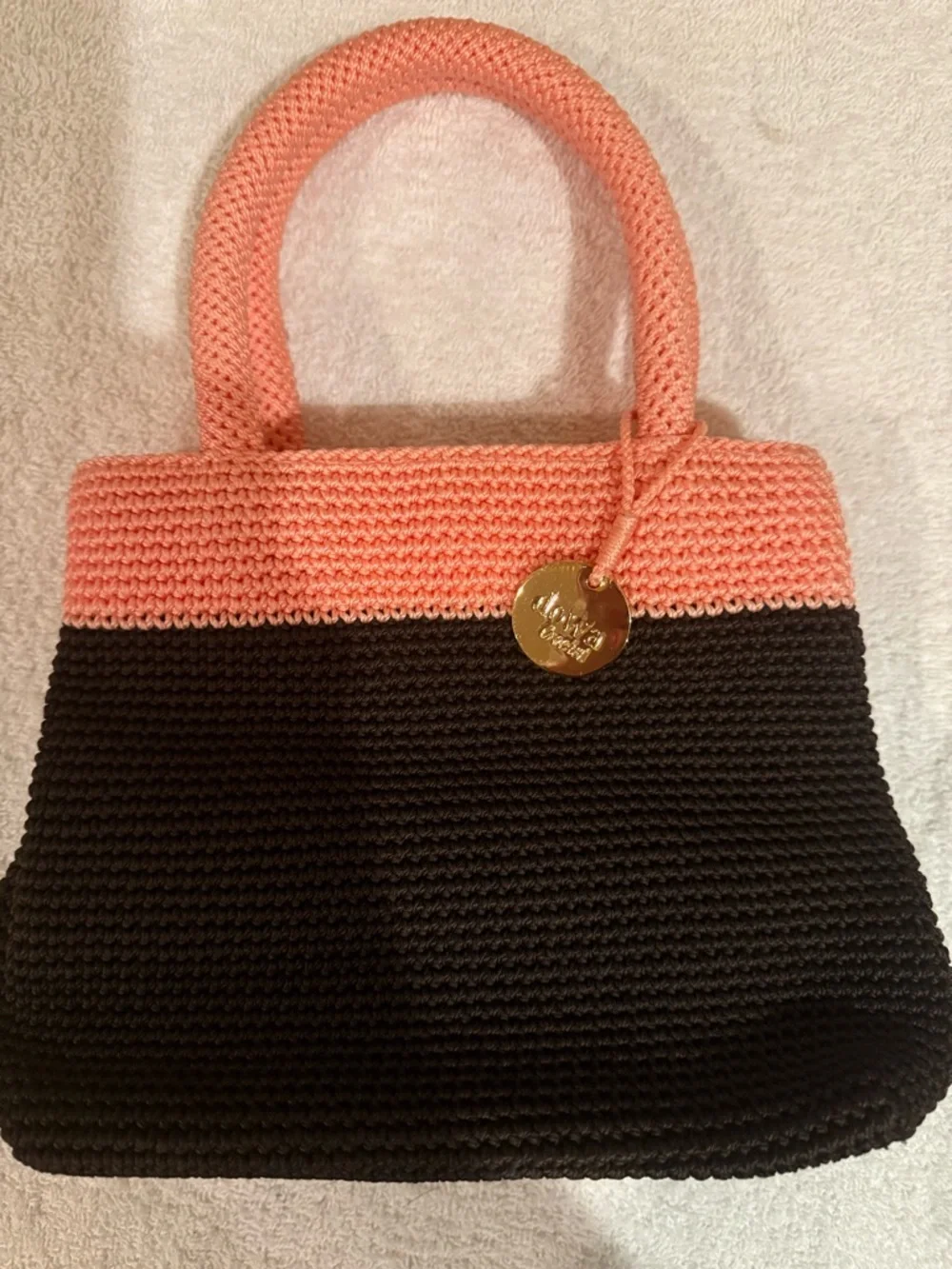 Dowa Unique Two-Tone Crochet Tote Bag in Coral‎ and Black Handmade